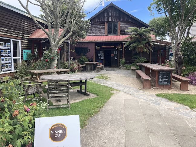 Vinnie's Cafe - Karamea