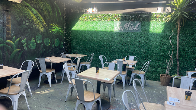 SaMick Cafe & Bar