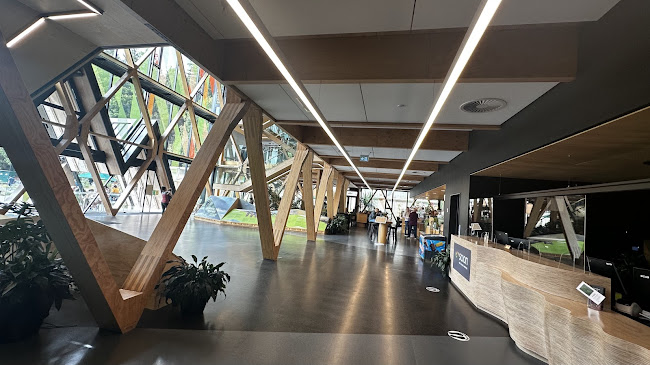 Comentarii opinii despre Eastwood