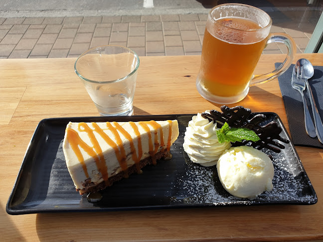 Stumpers Bar & Cafe - Hokitika