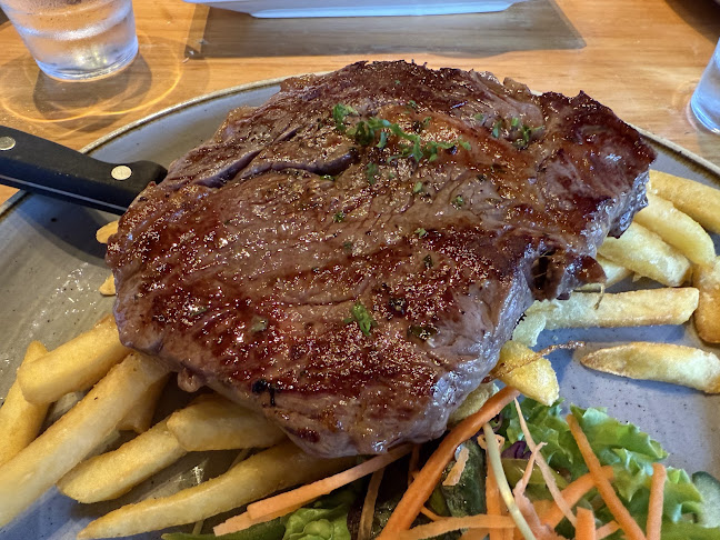 Opinii despre Stumpers Bar & Cafe în Hokitika - Hospitality and gastronomy