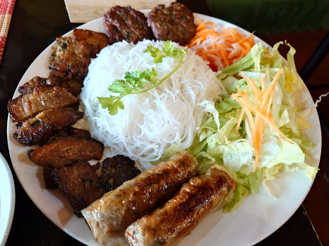 Comentarii opinii despre VIET CHEFS RESTAURANT