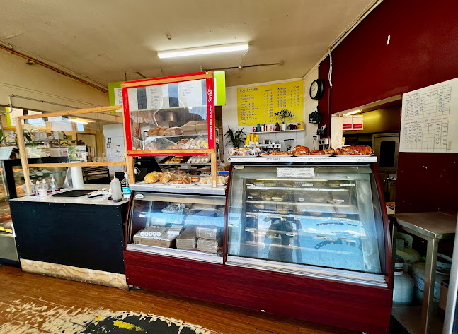 Rockfield Bakery & Lunchbar - Hospitality and gastronomy