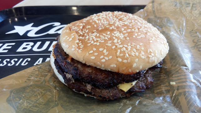 Carl's Jr. Mangere - Hospitality and gastronomy