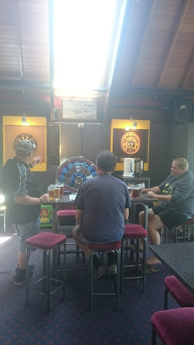 Maheno Country Tavern - Hospitality and gastronomy