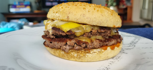 BurgerFuel Cambridge - Hospitality and gastronomy