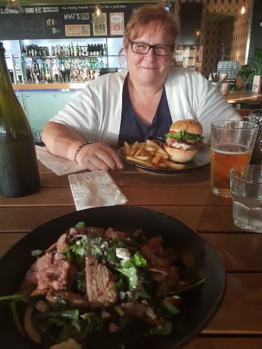 Foundation Bar - Hamilton