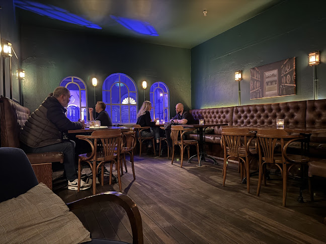 Comments and reviews of The Last Word