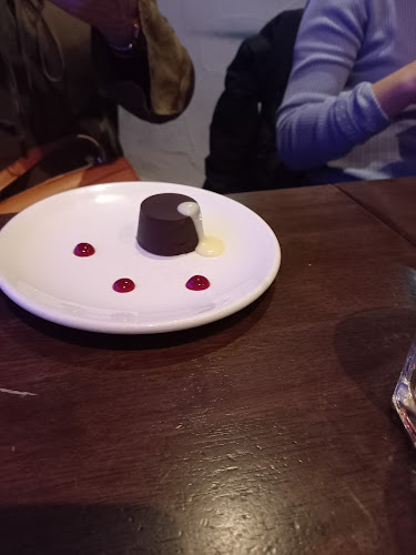 Opinii despre Costas Taverna Greek Restaurant and Ouzo Bar în Christchurch - Hospitality and gastronomy