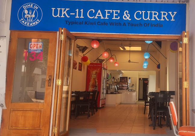 Uk-11 cafe & curry