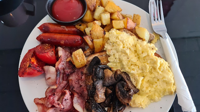 The Red Eye Café - Hospitality and gastronomy