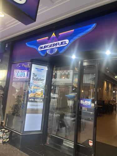 Comments and reviews of BurgerFuel Queen Street