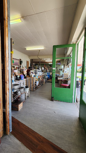 Reporoa Valley Traders & Awaken Cafe