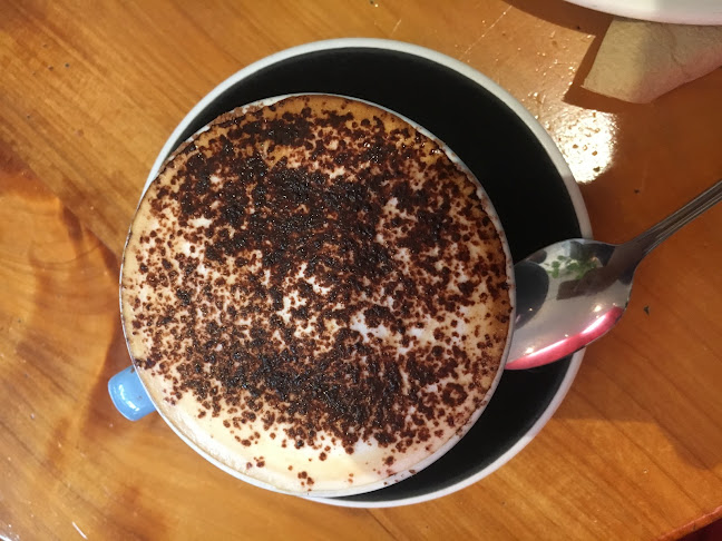 Petit Paris Phone number