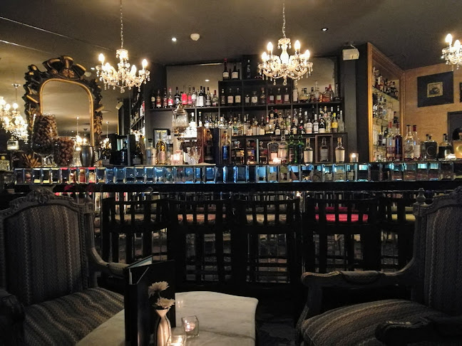 Hippo Bar & Restaurant - Hospitality and gastronomy