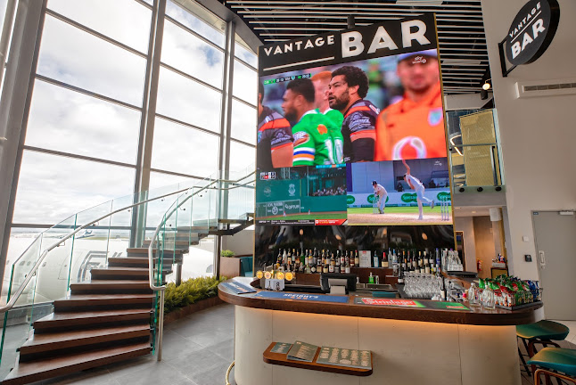 Comentarii opinii despre Vantage Bar