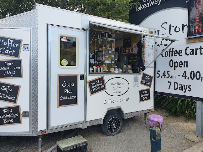 Comments and reviews of RiverStone Cafe