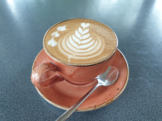 Comentarii opinii despre Podium Cafe