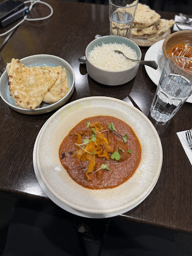 4 Flames Indian Restaurant & Takeaway