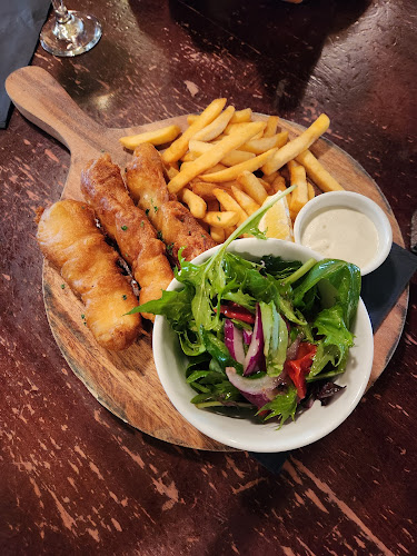 Pog Mahones Irish Pub & Restaurant