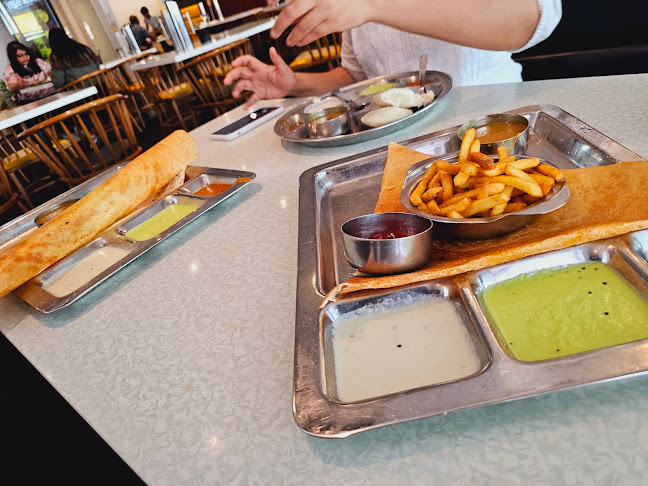 Saravanaa Bhavan - Hospitality and gastronomy