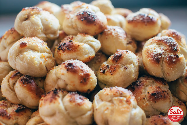 Opinii despre Sal's Authentic New York Pizza - Richmond în Richmond - Hospitality and gastronomy