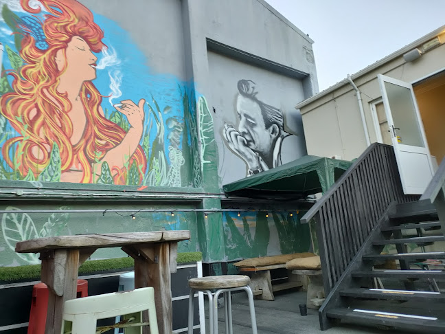 Comentarii opinii despre Eight Ball Pool & Darts