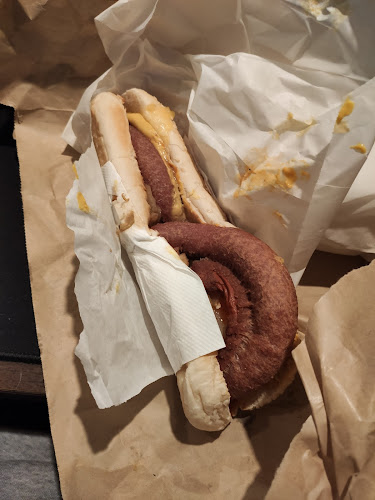 Comentarii opinii despre Haddad Kebab & Takeaways