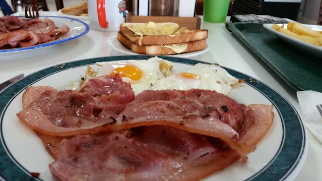 Comentarii opinii despre Pokeno Bacon Diner