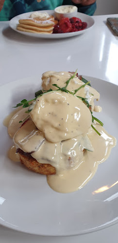 Route 6 Cafe and Bar - Hospitality and gastronomy