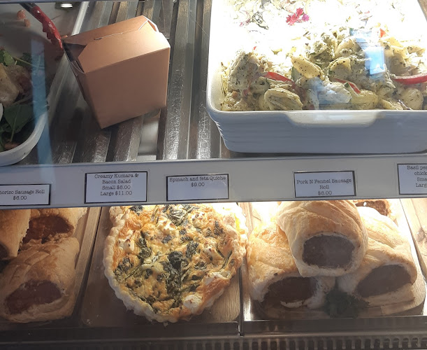 Reviews of Cable Bay Store in Cable Bay - Hospitality and gastronomy