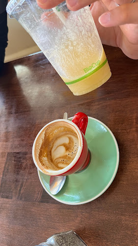 The Broadway Tearooms & Bakery - Hospitality and gastronomy