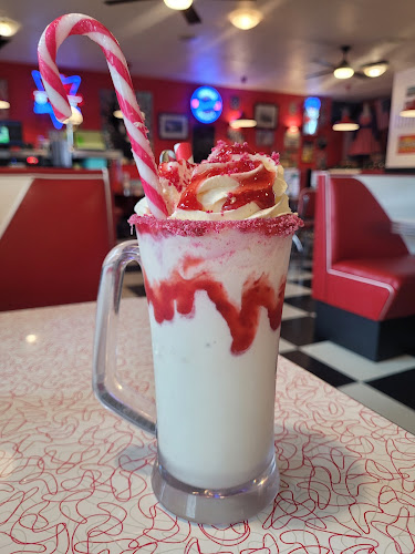 Comentarii opinii despre VEight Cafe, Restaurant & Bar