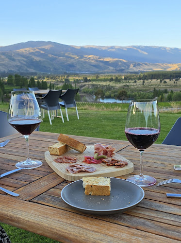 Bannockburn Hotel - Wine Country Restaurant - Cromwell