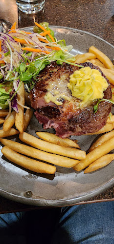 Comentarii opinii despre Nellies Wine Bar & Restaurant