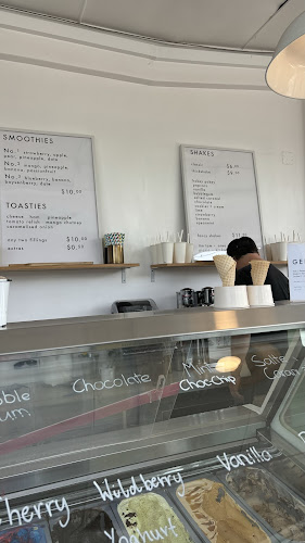 64 Vauxhall Road, Devonport, Cheltenham 0624, New Zealand