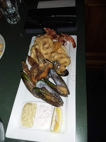 17 Macandrew Rd, Careys Bay, Dunedin 9001, New Zealand