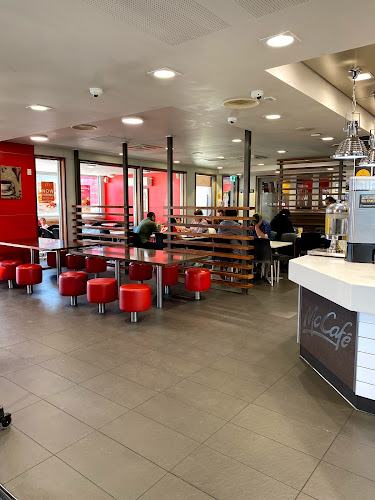 Comments and reviews of McDonald's Ashburton