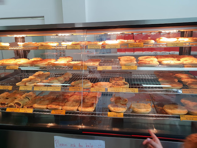 Golden Crust Bakery & Cafe - Gisborne