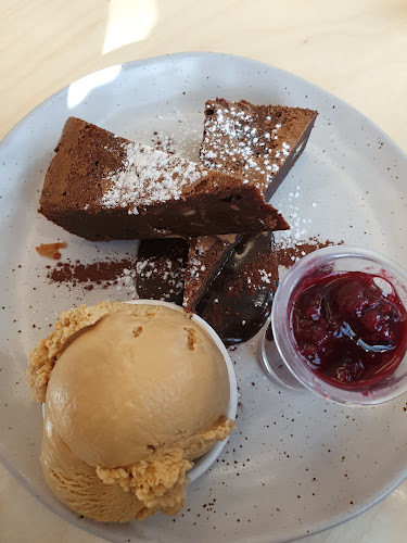 5/62-68 Hurstmere Road, Takapuna, Auckland 0622, New Zealand