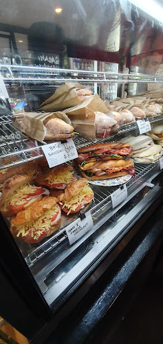 Comentarii opinii despre Sweet As Bakery