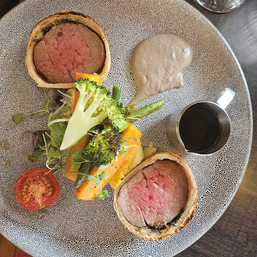 The Jolly Pub & Kitchen Kapiti - Paraparaumu Beach