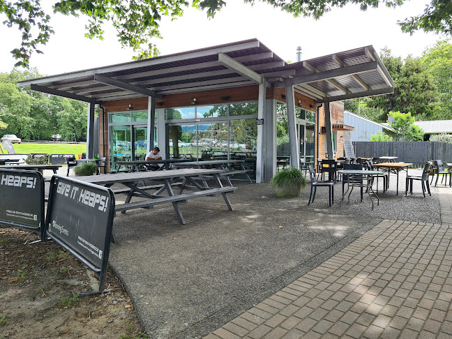 Podium Cafe - Maungatautari