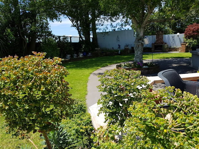 Upside Down Eatery - Hospitality and gastronomy