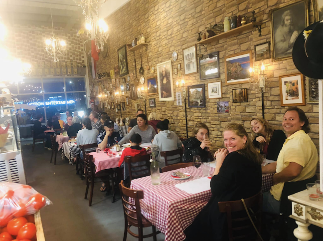 Giovanni's Italian Restaurant & Pizzeria