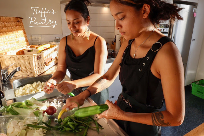 Reviews of Triffie's Pantry in Waikanae - Hospitality and gastronomy