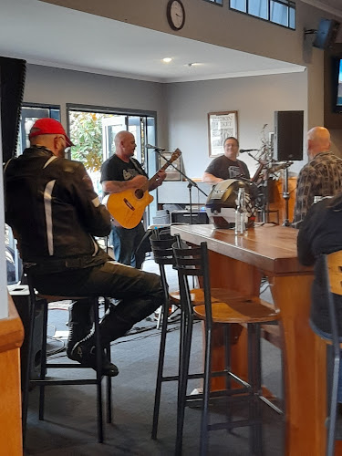 Opinii despre The Waimakariri Tavern în Christchurch - Hospitality and gastronomy