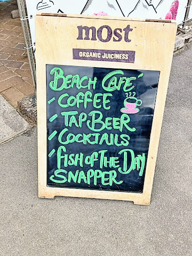 Comentarii opinii despre Beach Cafe Maraetai