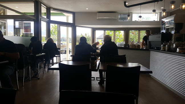 The Kitchen Cromwell Phone number