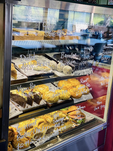 Onemana Boatshed Cafe, Bar & Restaurant